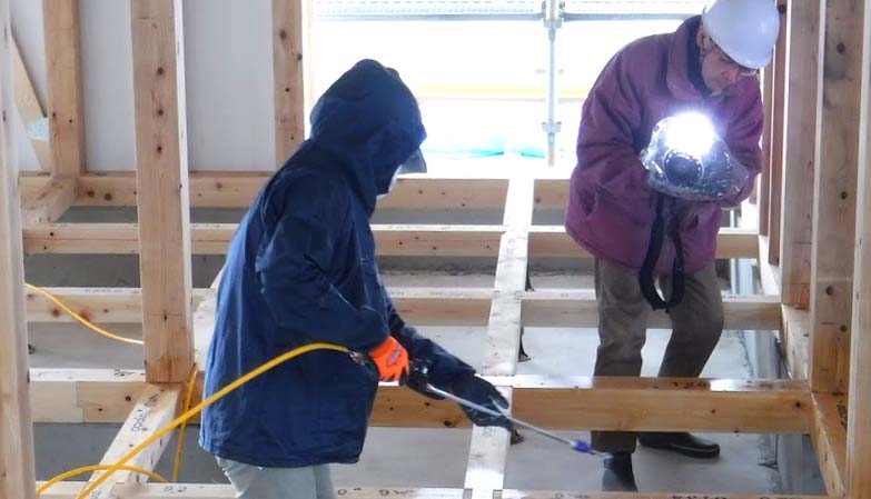 プロの動画制作専属自社スタッフの取材撮影風景